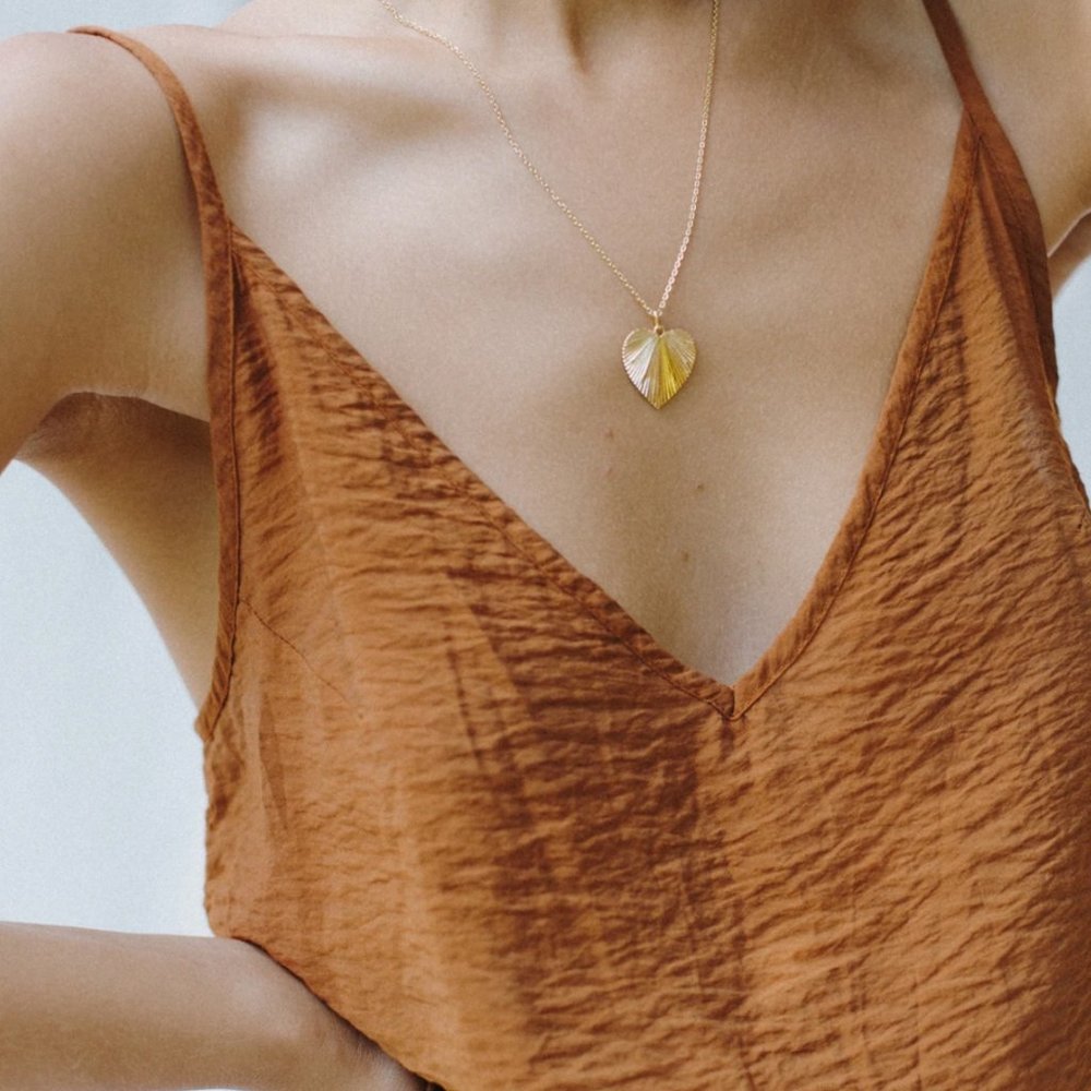 cupcakes & cashmere Helen Heart Necklace | Gold Pendant Necklace NWT